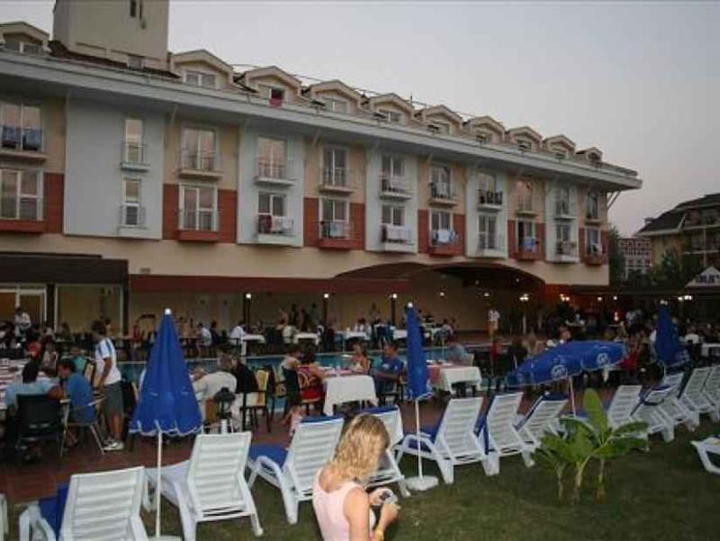 Aura Resort Hotel 高纳克 外观 照片